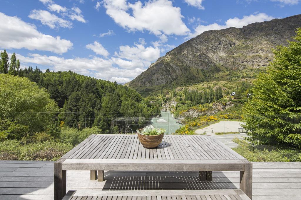 Riverview Retreat Holiday Home By Majordomo Квинстаун Экстерьер фото